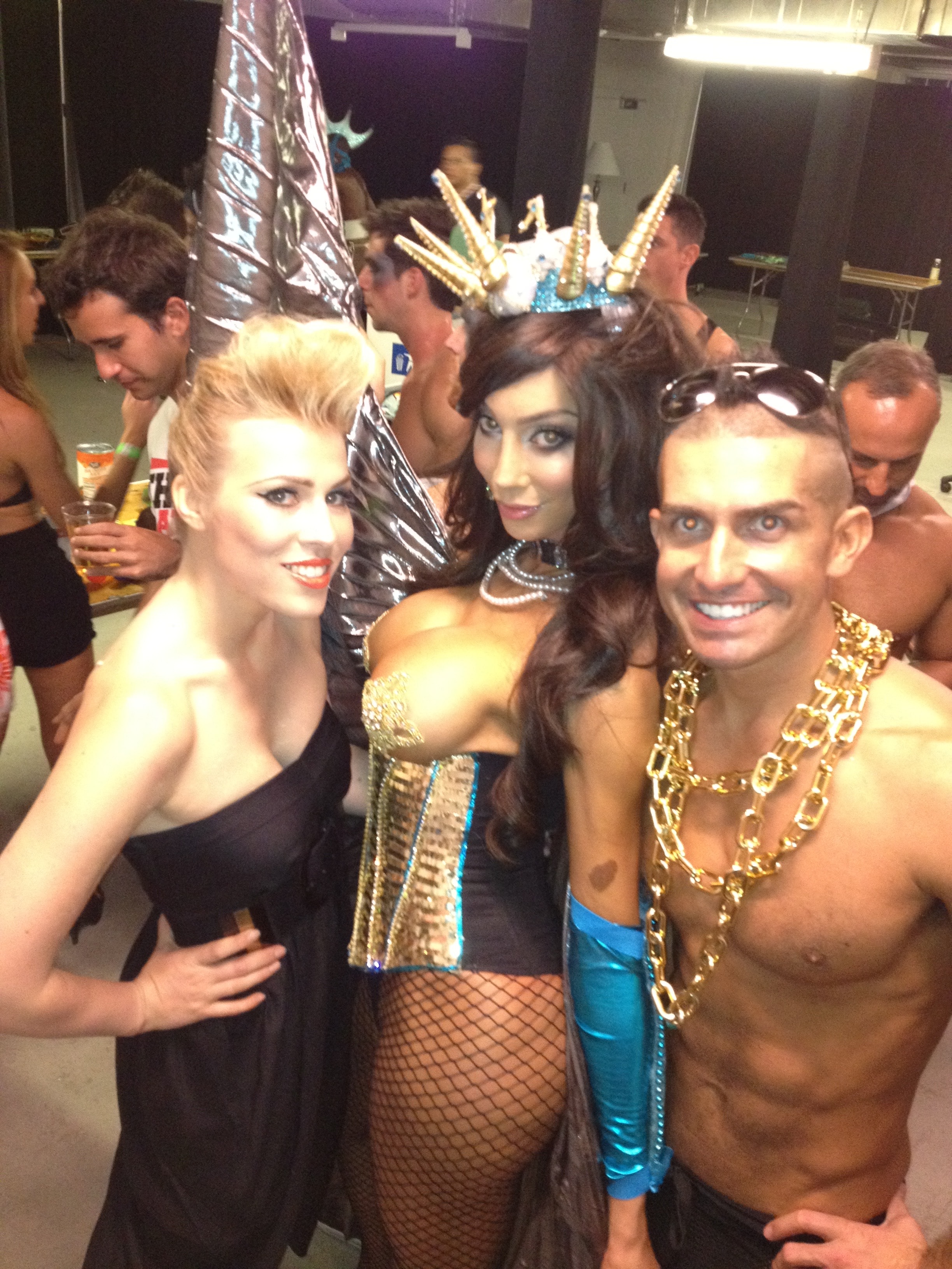 Natasha Bedingfield & Yasmine Petty at Matinee Party